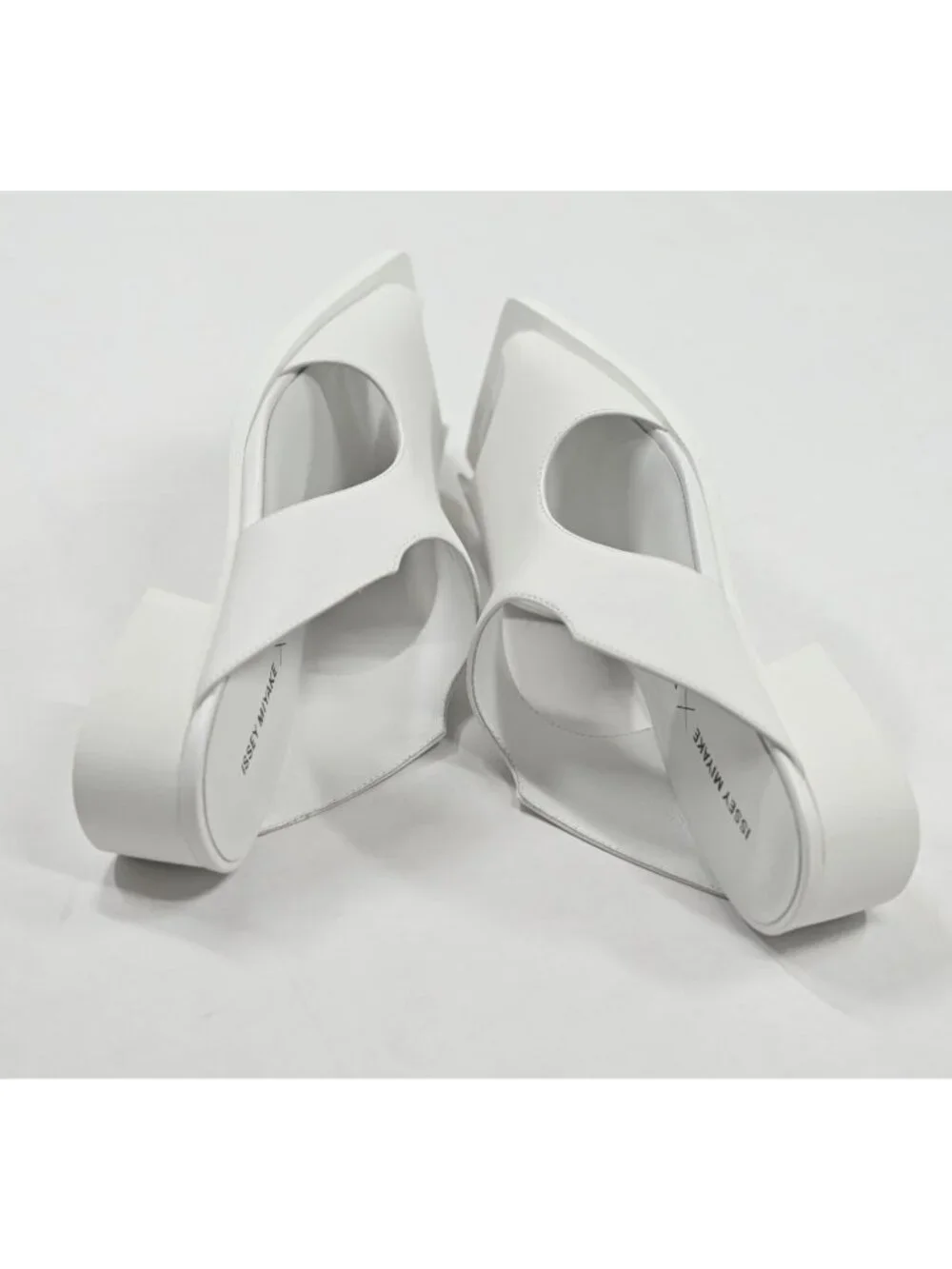 Issey Miyake x United Nude Fin Shoe in White
